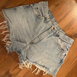 Vintage Wrangler Light Blue Cut-Off Denim Jean Shorts